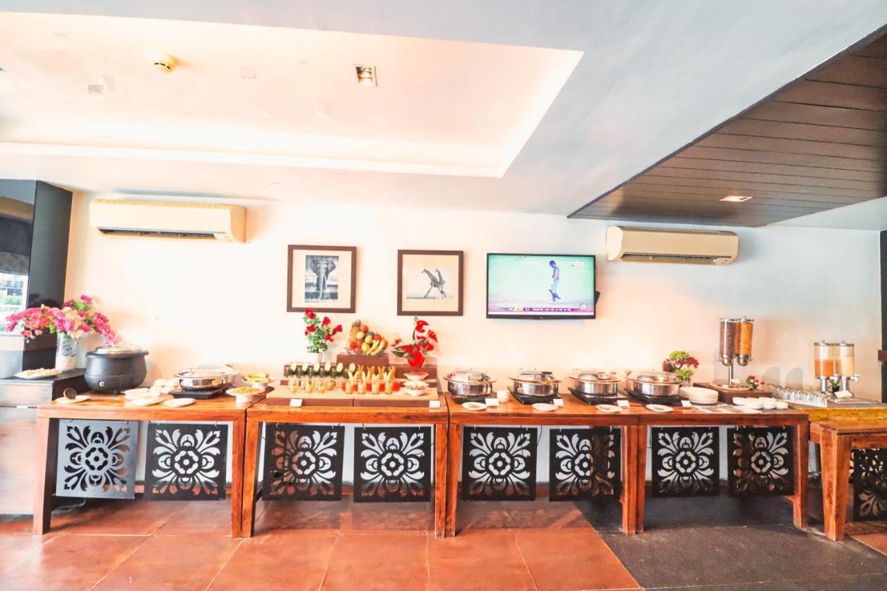 Hotel Clarks Collection Vadodara Esterno foto