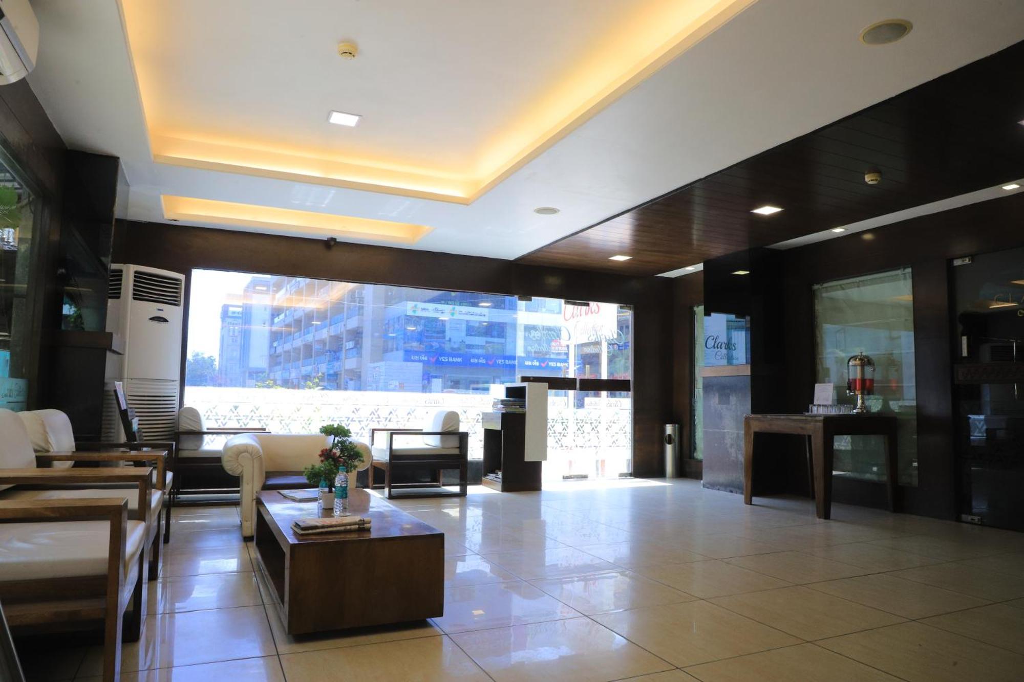 Hotel Clarks Collection Vadodara Esterno foto