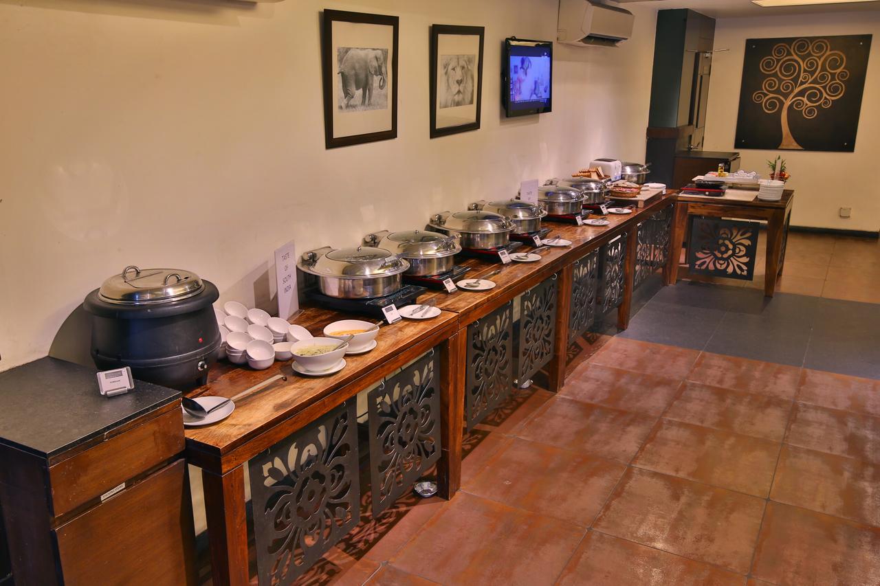 Hotel Clarks Collection Vadodara Esterno foto