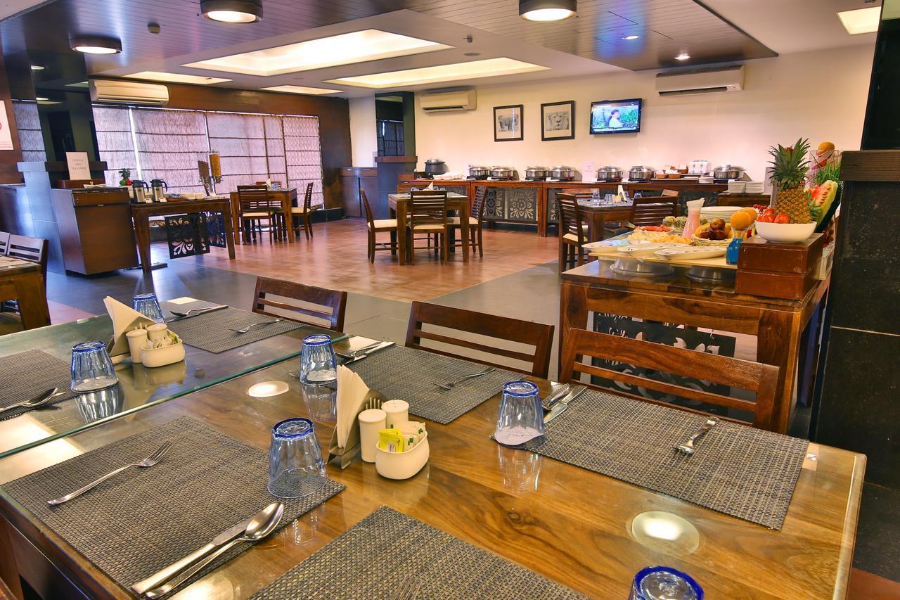 Hotel Clarks Collection Vadodara Esterno foto